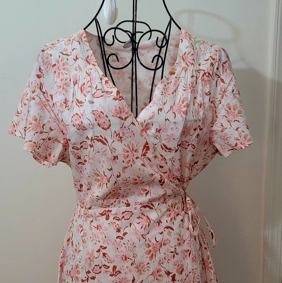 Bila Blush Floral High Low Dress - Picture 5 of 7